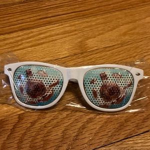 Captain Morgan locknut sunglasses